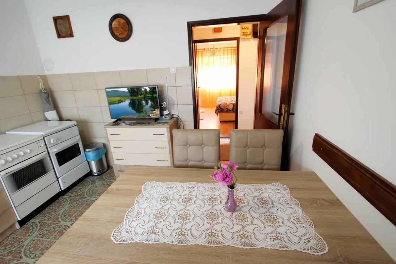 Appartamento Nikolina I Katarina Otočac Esterno foto